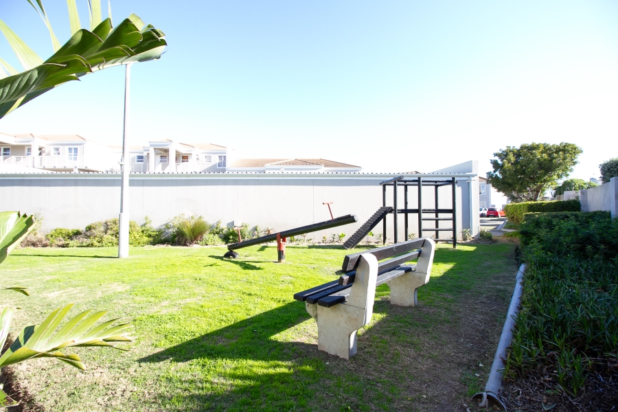 2 Bedroom Property for Sale in Melkbosstrand Central Western Cape